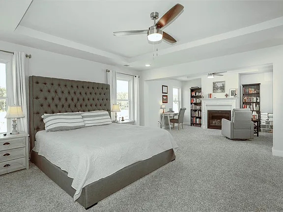 f36b225732c018bd3d88eccc309f31c6-cc_ft_576