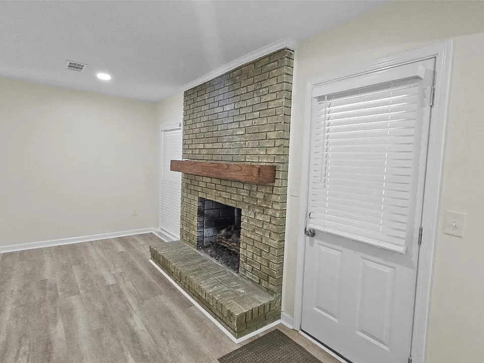 f9ddb3d212ba2d7529788f494dbbc80e-cc_ft_960