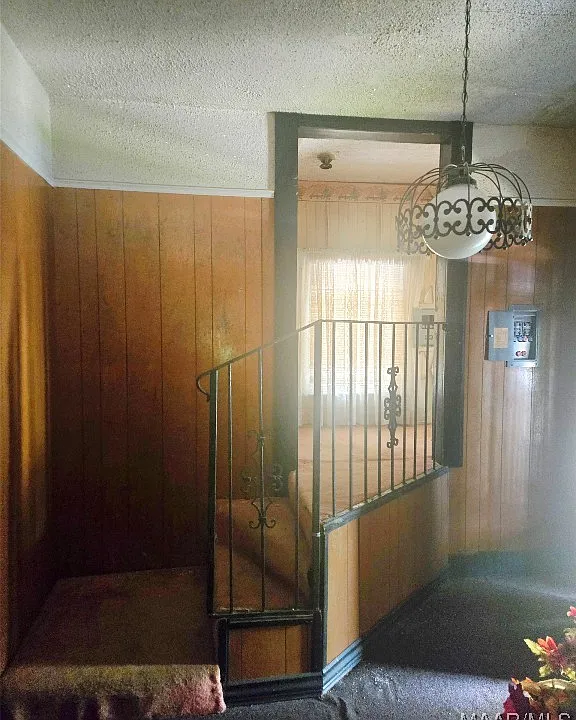 fa4b4cb6d23ac6d2106c9199ae70a9d9-cc_ft_960