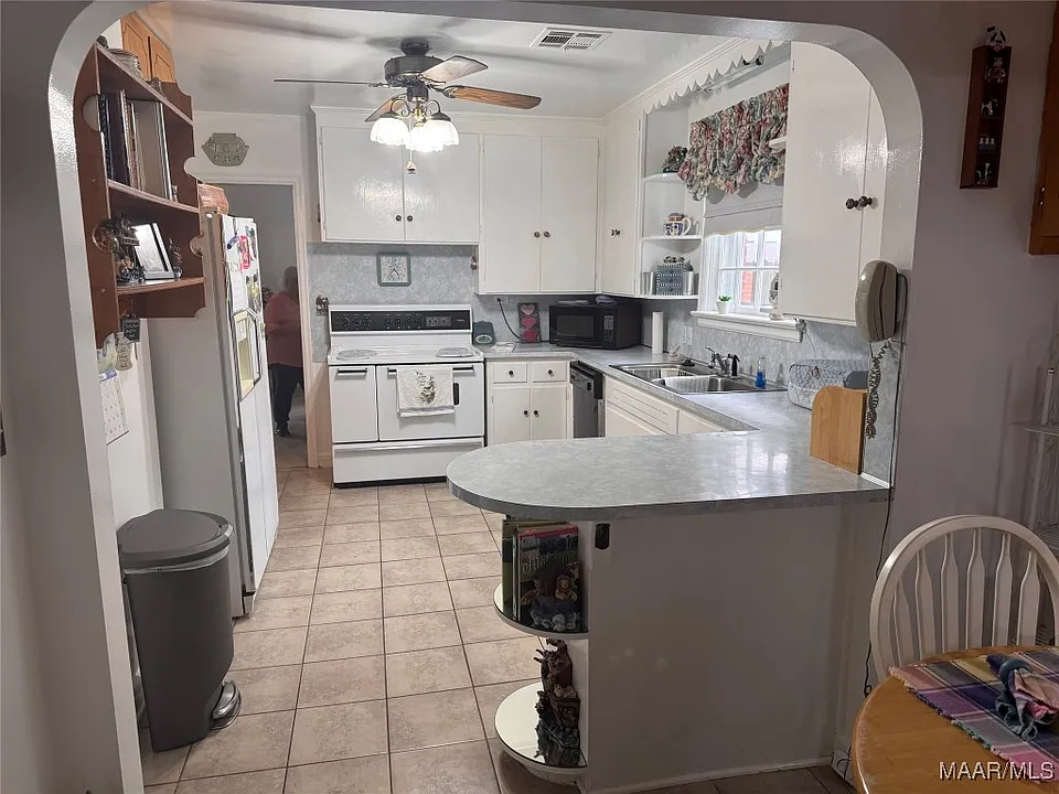 fb9fa3a8904f962c32aedbecabb04526-cc_ft_960