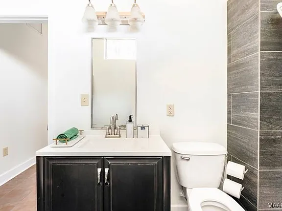 fff522aa1d897c58b92a71967b916787-cc_ft_576